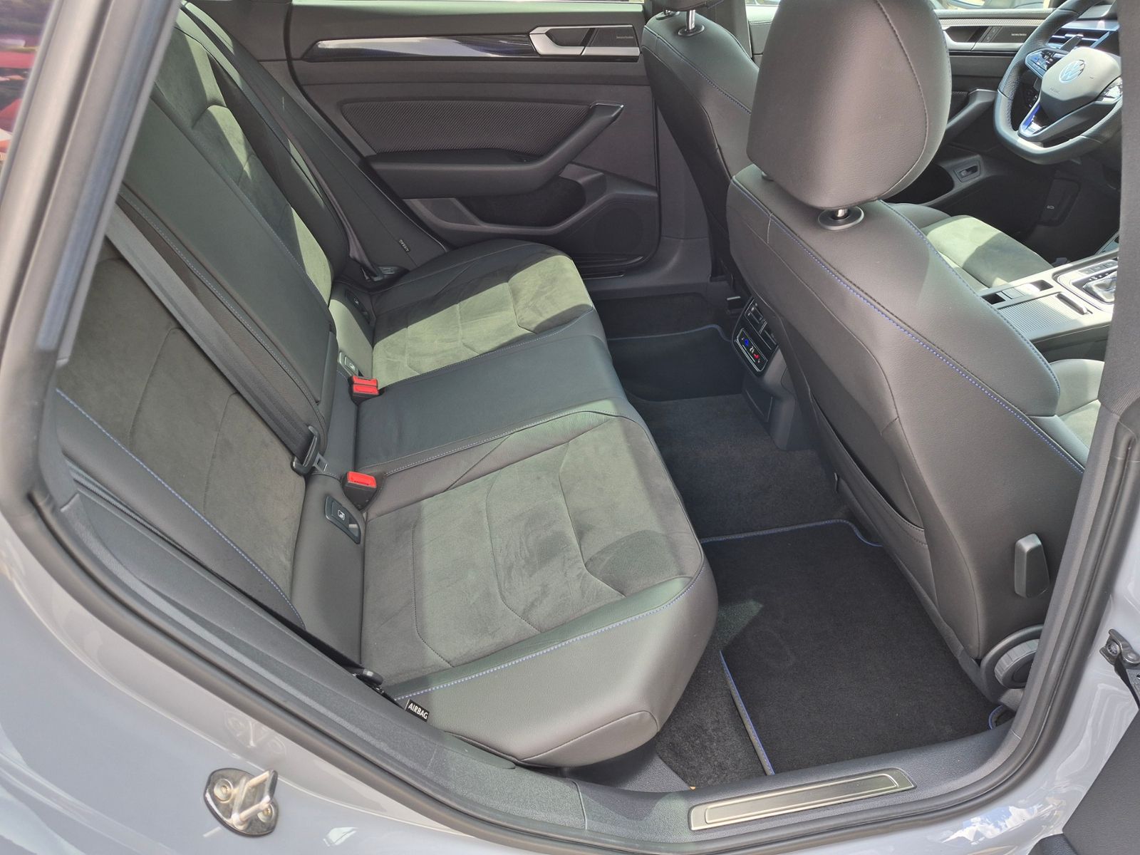 Volkswagen Arteon R Shooting Brake 2,0 l TSI 4MOTION 235 kW foto 23