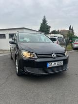 Volkswagen Touran 1.6 TDI DSG Trendline BlueMotion Tech... - Volkswagen Touran aus 2011: Bluemotion