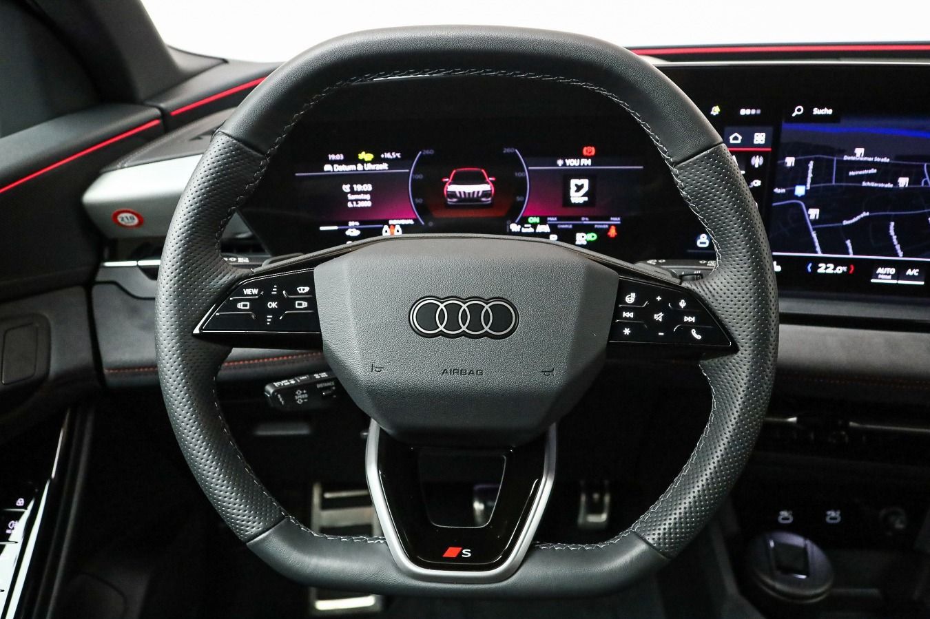 Audi Q6 e-tron - Bild 13