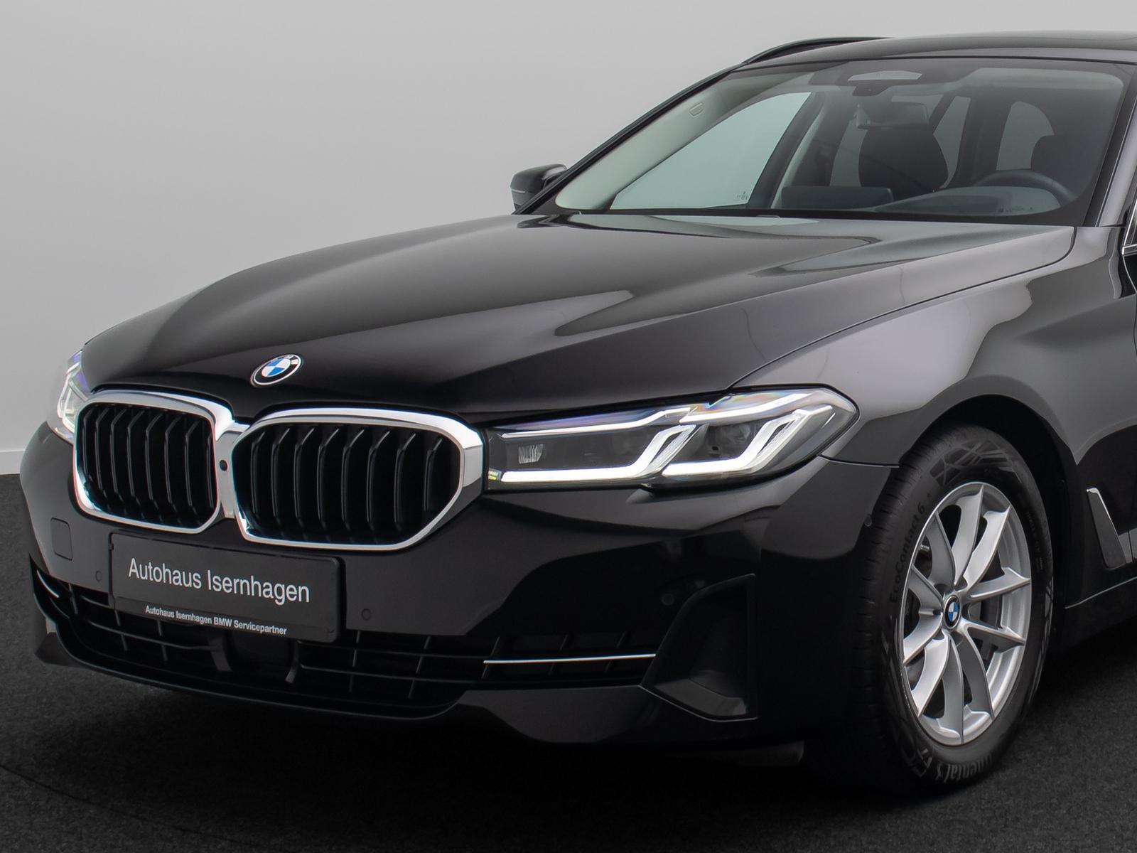 BMW 520d ACC 360°HUD DAB Panorama 4xKlima Komfort
