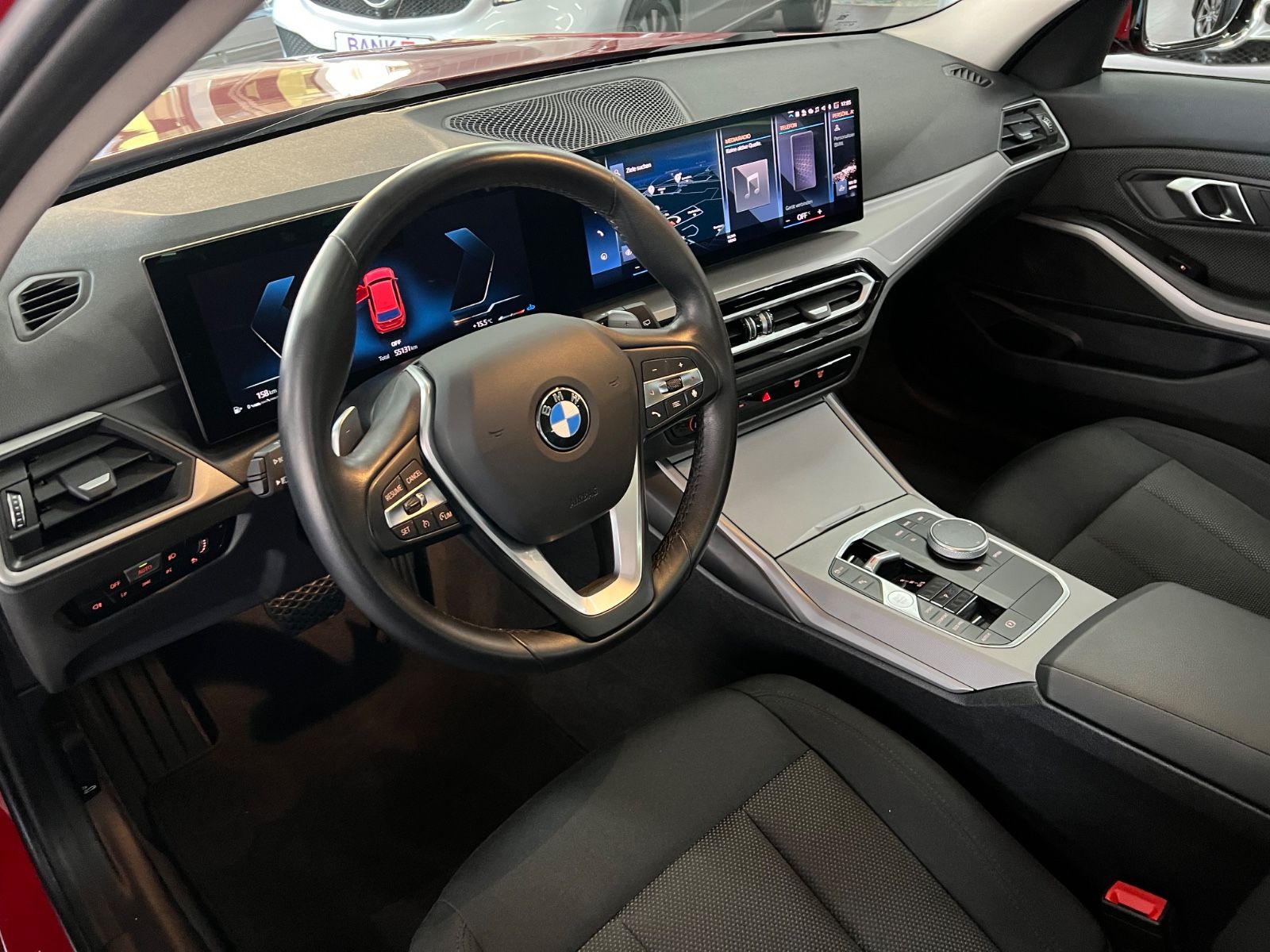 BMW 318 d Touring Facelift+Curved+Assistant+Panroama foto 16