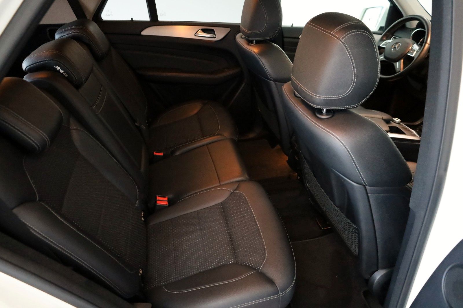 Fahrzeugabbildung Mercedes-Benz ML 250 CDI BT T.Leder,Navi,SD,SH,Park Assist,AHK