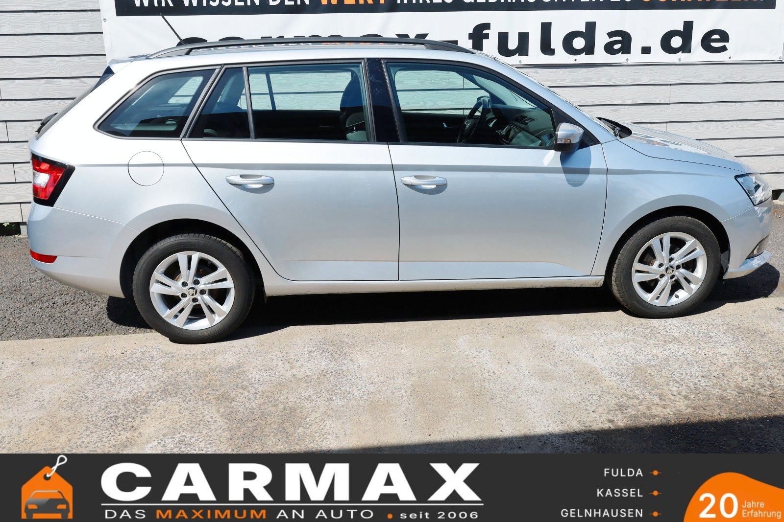 Fahrzeugabbildung SKODA Fabia Combi Ambition SH,PDC,Kamera,Apple CarPlay