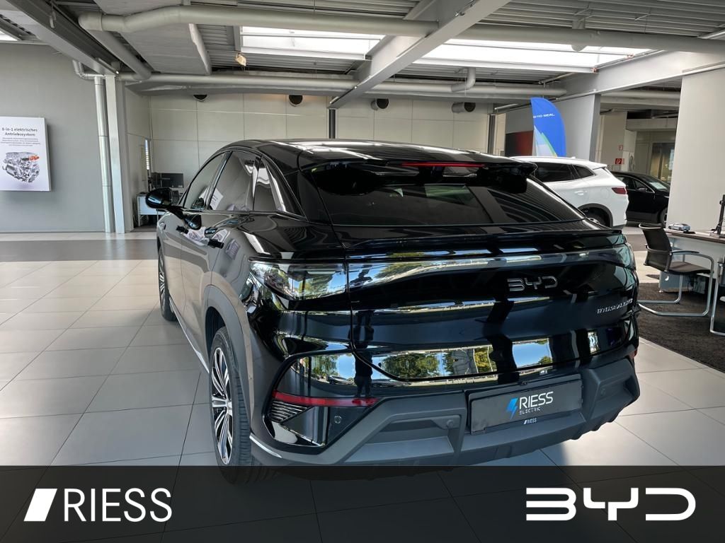 BYD SEALION 7