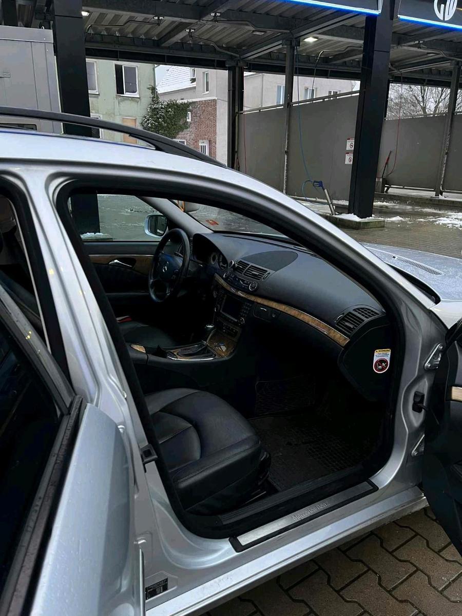 Mercedes-Benz E280 2007 — engine 190 HP (140kW)