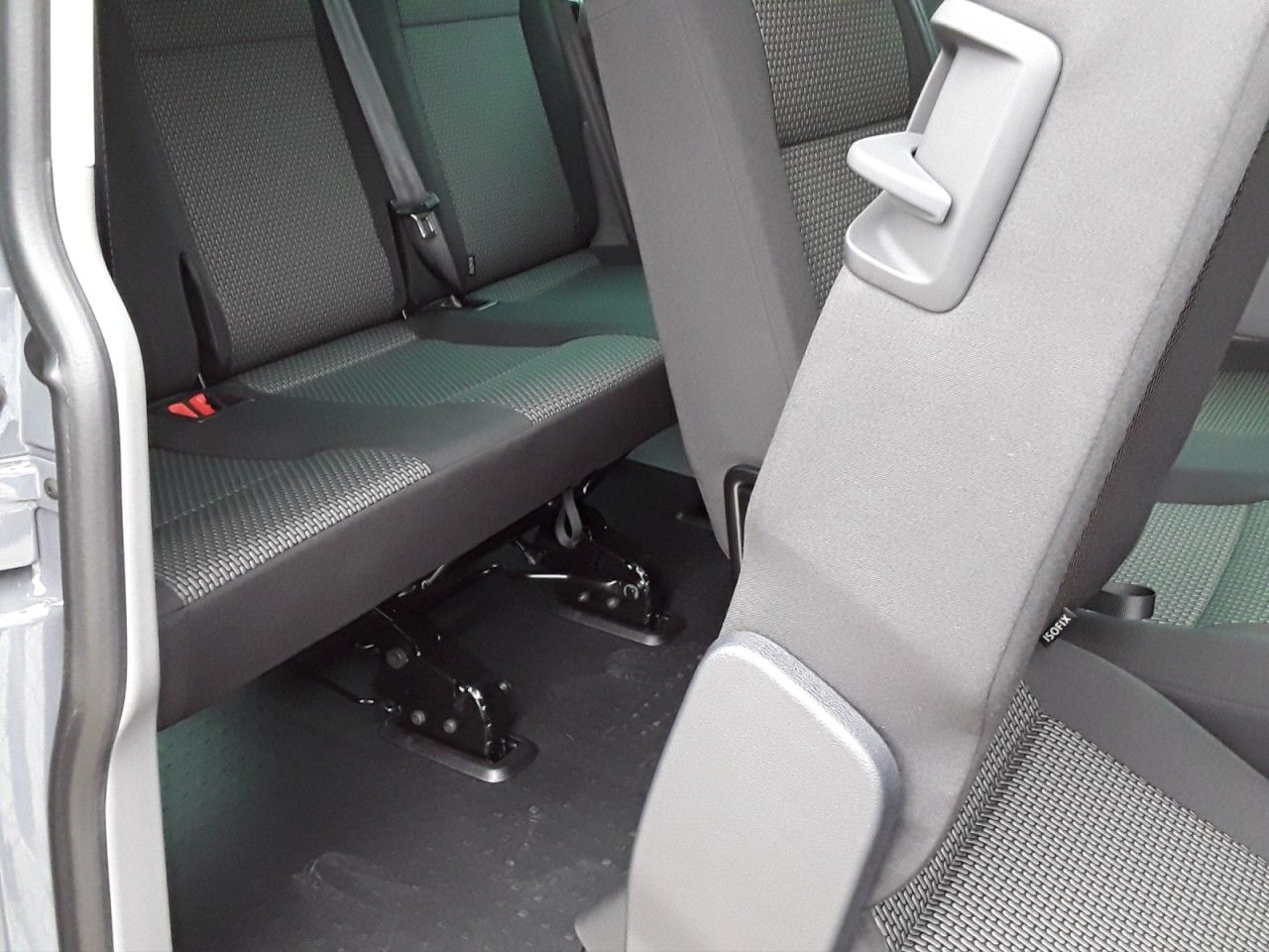 Fahrzeugabbildung Volkswagen T6 Caravelle 6.1 Kombi Trendline LR TDI 110 kW