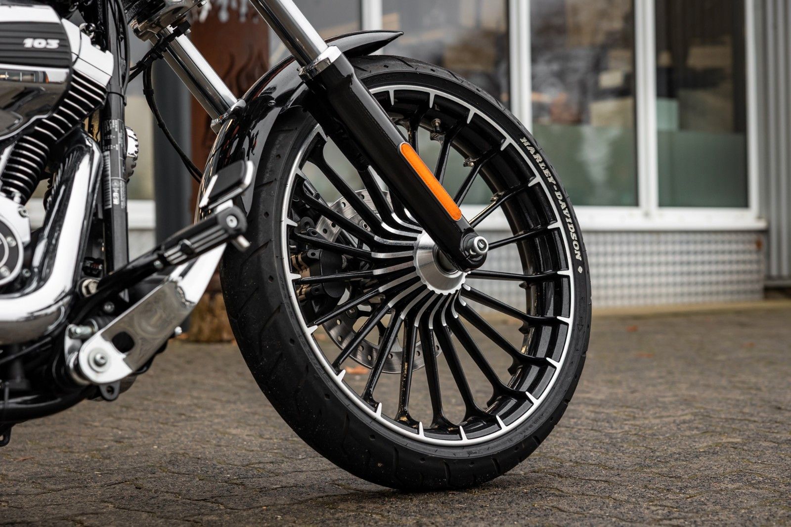 Fahrzeugabbildung Harley-Davidson FXSB Breakout 103 - Jekill & Hyde