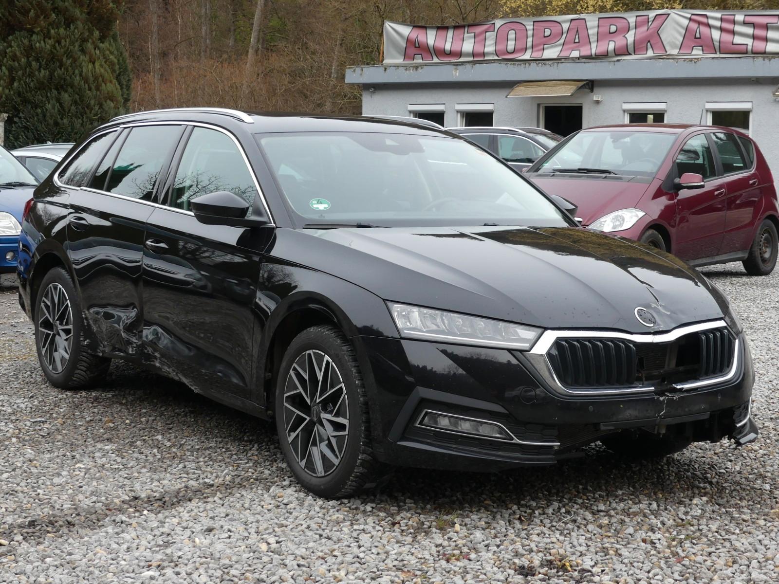 Skoda Octavia Combi Style Edition Pano Head-Up