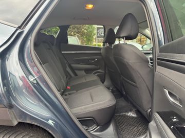 Hyundai TUCSON - 11