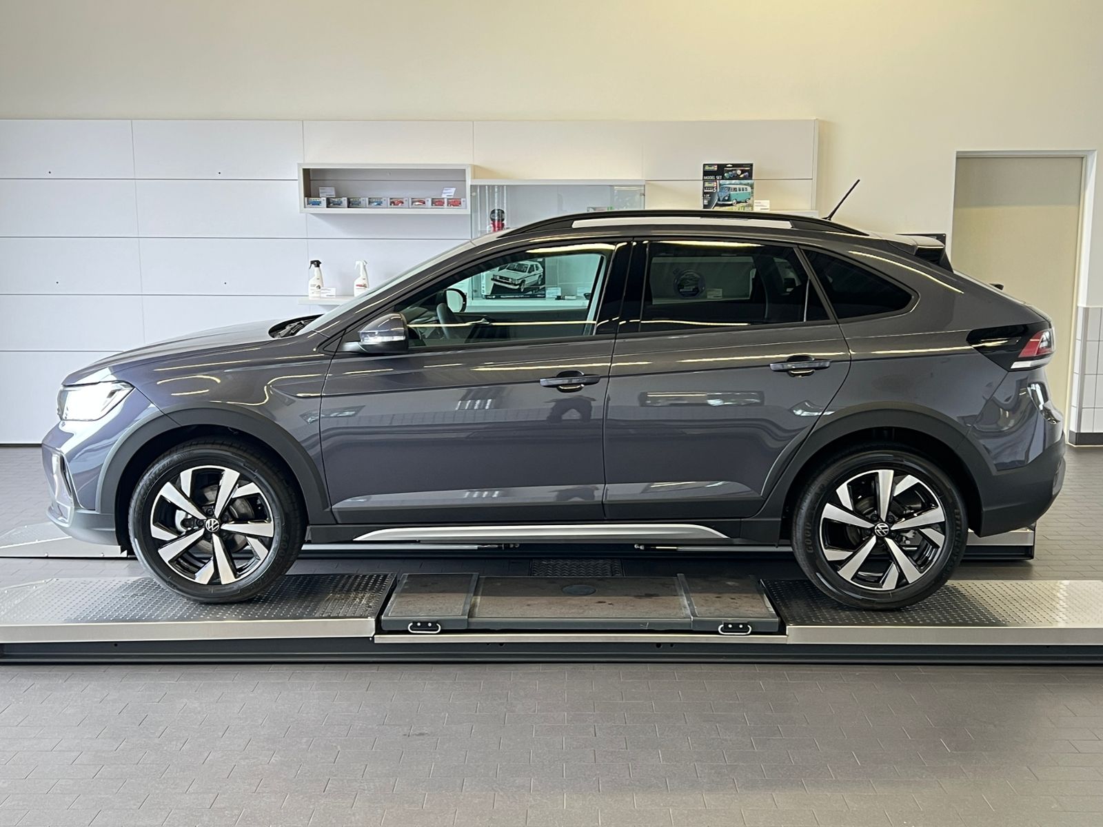 Fahrzeugabbildung Volkswagen Taigo Life 1.0 TSI DSG *Matrix,LED,ACC,Kamera,17