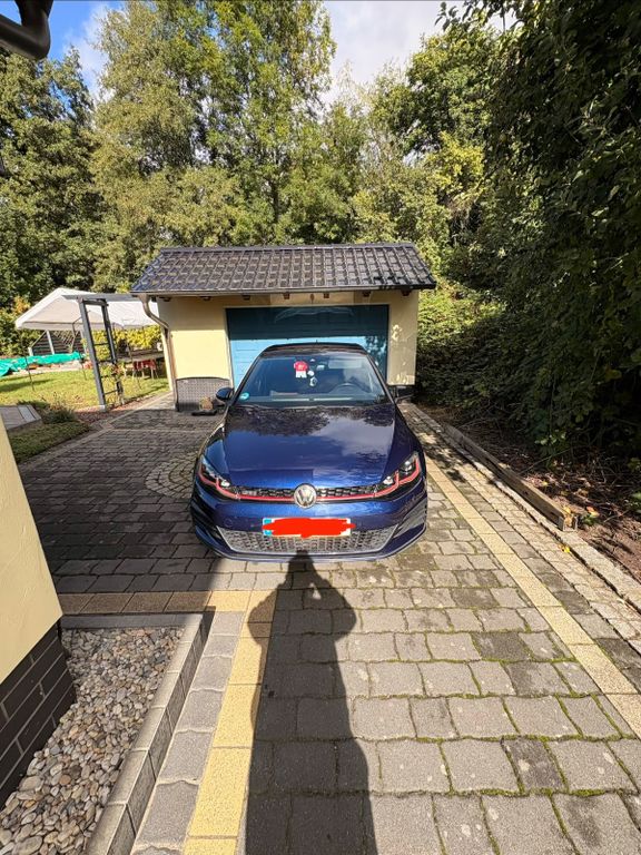 Image of Volkswagen Golf