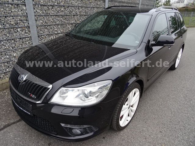 Skoda Octavia 2,0 tdi RS Combi/DSG/Navi+/Xenon/Leder