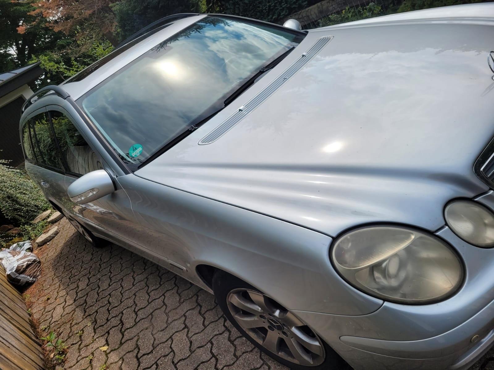 Mercedes-Benz E220 2005 — photo 8