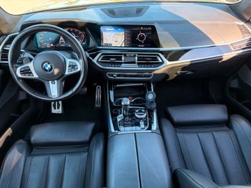 BMW X7 M50 - 9