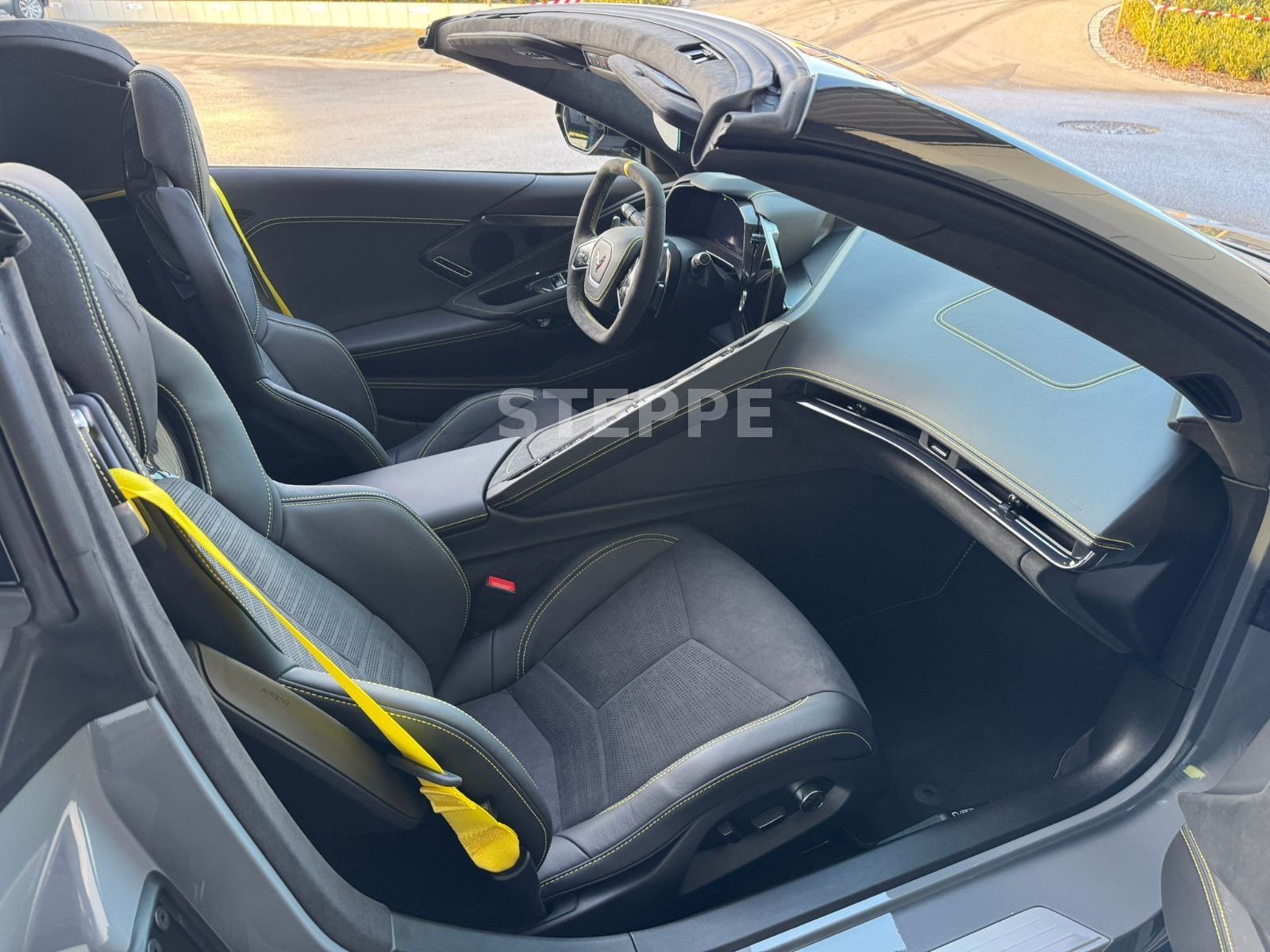 Corvette C8 Stingray Convertible 3LT Europamodell STEPPE
