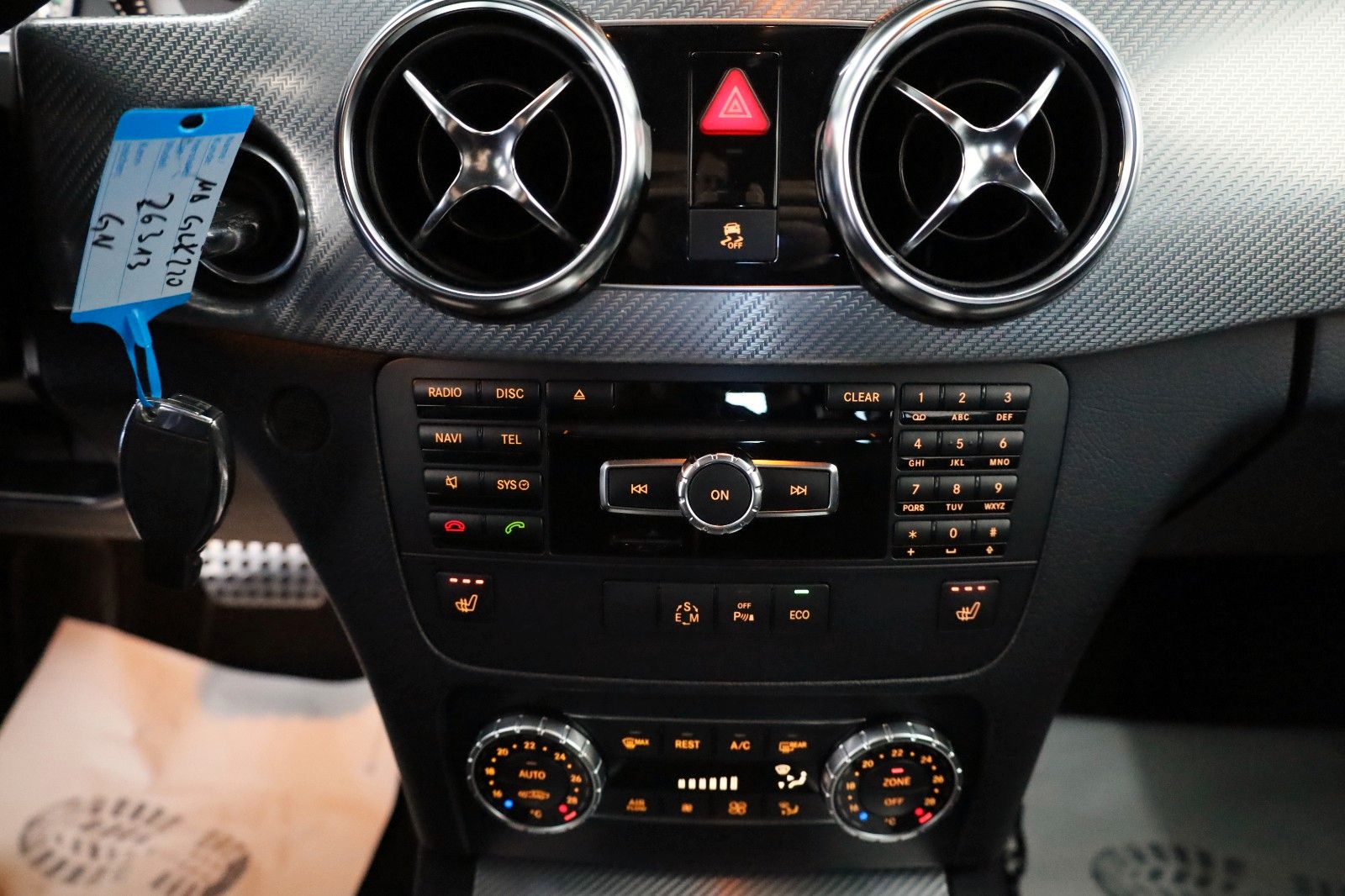 Fahrzeugabbildung Mercedes-Benz GLK 220 CDI BE T.Leder,Navi,Xenon,SH,Park Assist