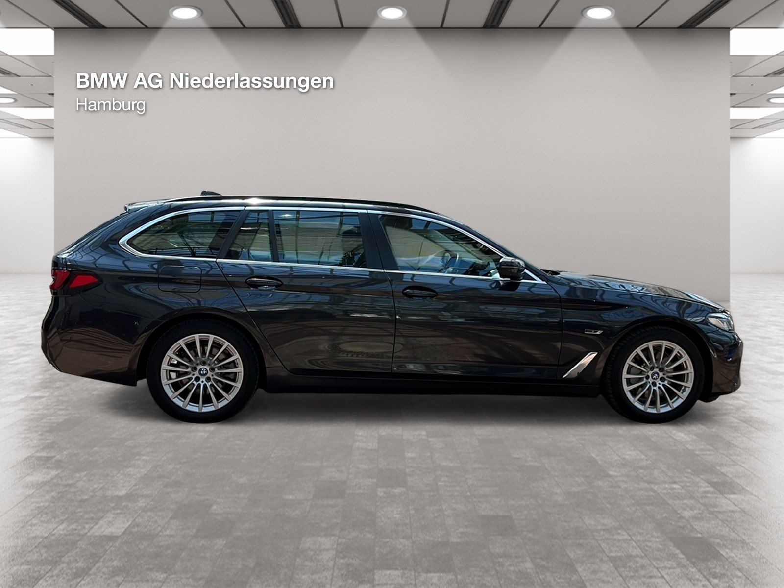 BMW 530e Touring AHK LiveCockpitProf Kamera HiFi foto 4