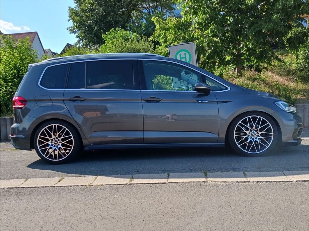 Image of Volkswagen Touran