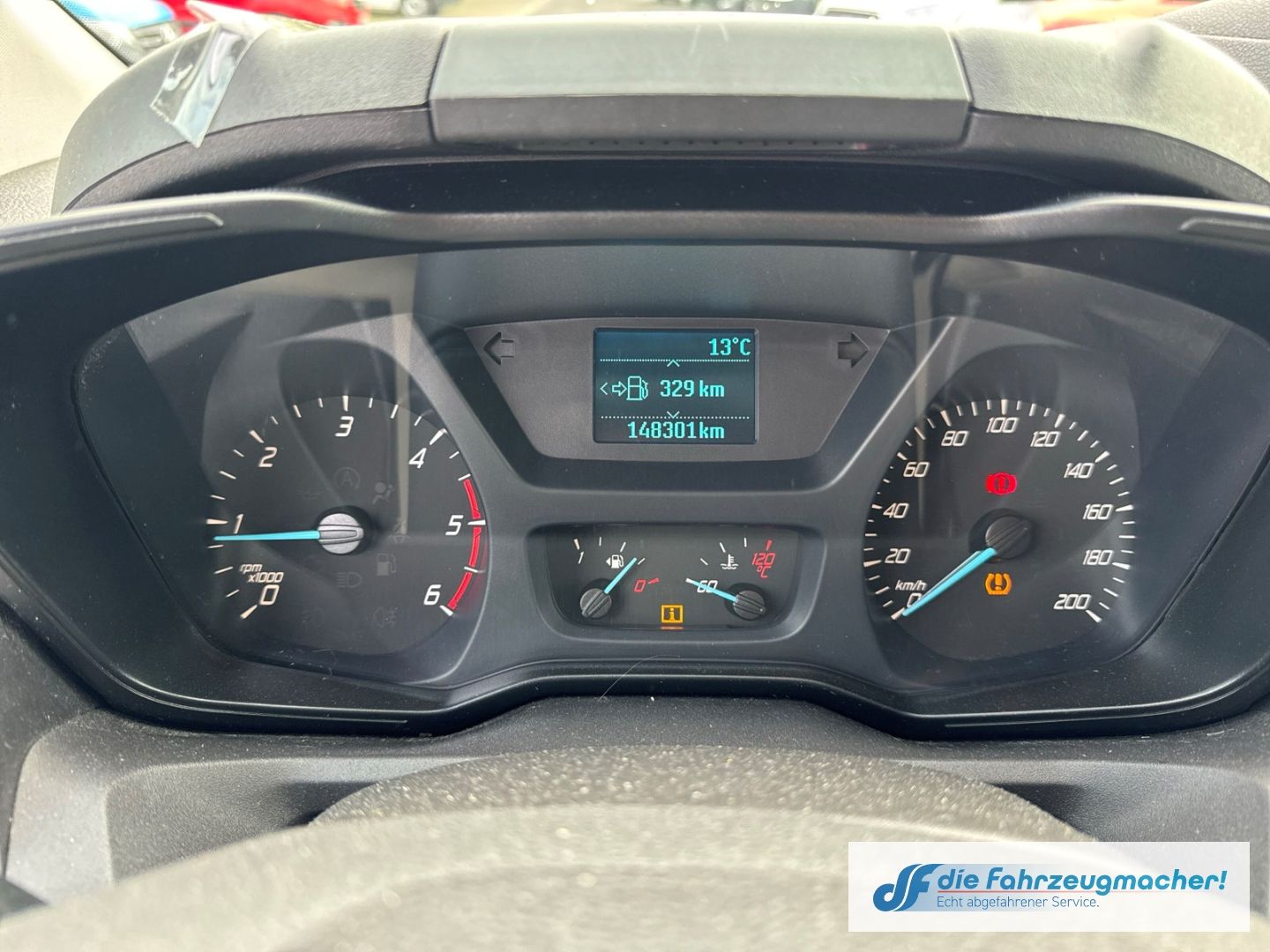 Fahrzeugabbildung Ford Transit Custom Kombi 300 L1 2.2 TDCi *1481