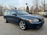 Volvo V70 D5  Summum Automatik / 2-Hand - gebrauchte Volvo V70 aus dem Jahr 2006