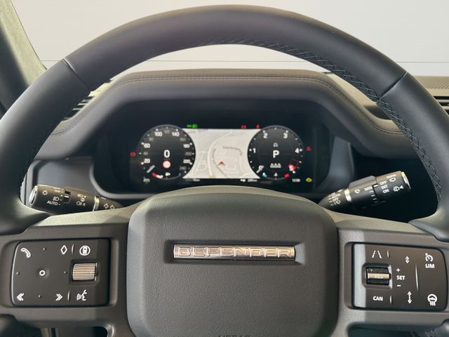 Land Rover Defender 110 D250 SE X-Dynamic+AHK+Pano+Matrix+M