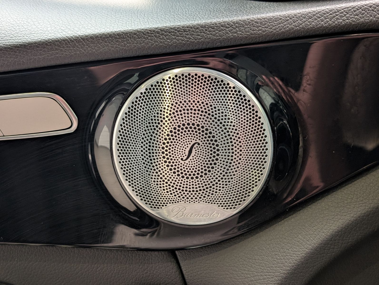 Fahrzeugabbildung Mercedes-Benz C 180 d lim. LED Burmester SHZ Park-Paket Keyles