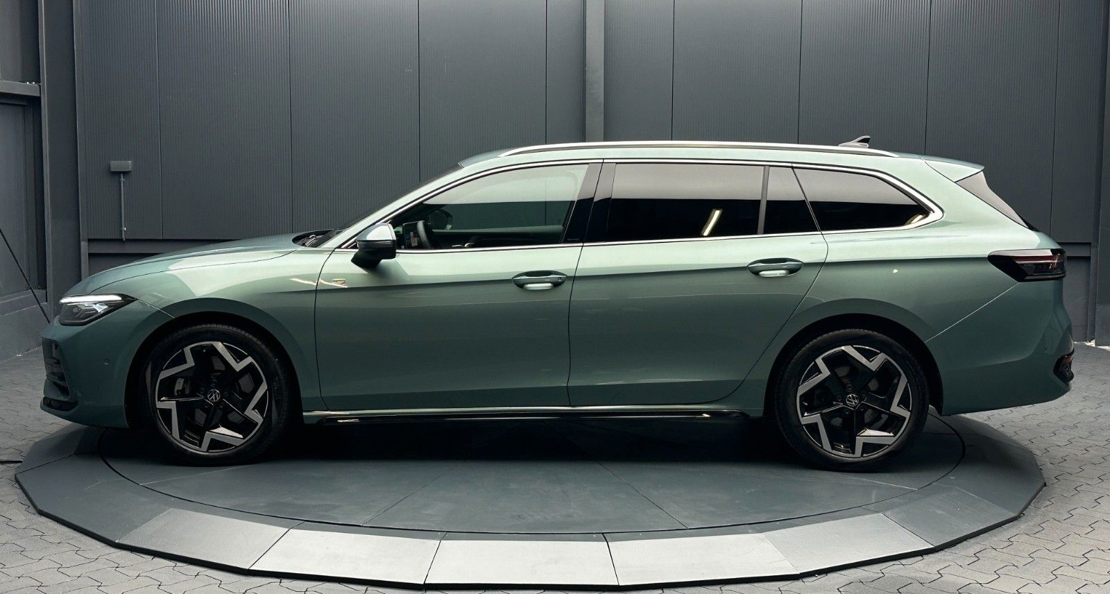 Volkswagen Passat Variant 4Motion R-Line VW- 2030 foto 2