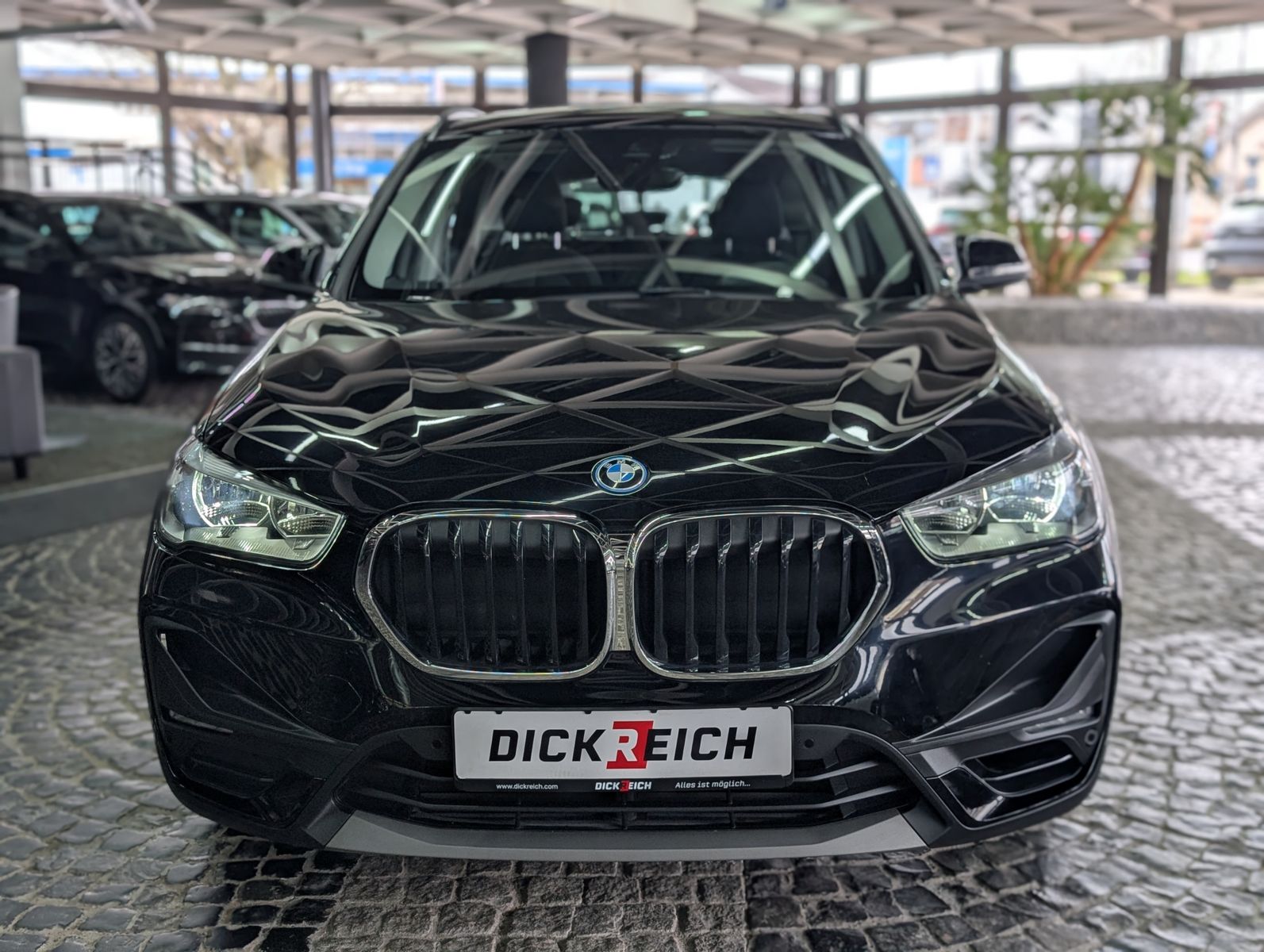 Fahrzeugabbildung BMW X1 xDrive 25e Advantage AHK LED APP VIRT SoH 87%