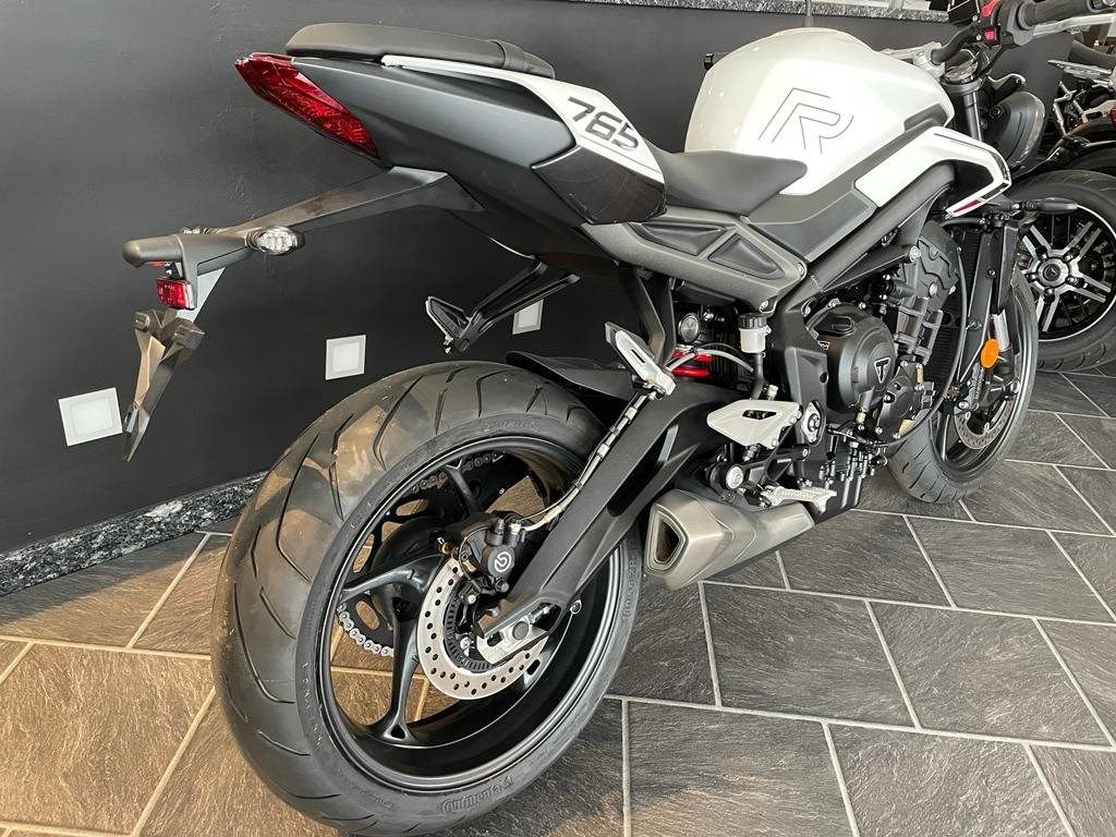 Fahrzeugabbildung Triumph Street Triple 765 R EU5_SOFORT VERFÜGBAR