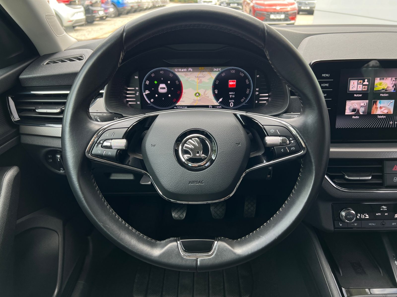 Fahrzeugabbildung SKODA Scala Ambition Clever 1.0 TSI *AHK, LED, Smart L