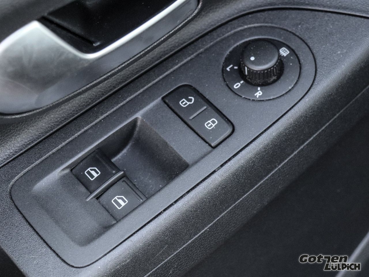 Fahrzeugabbildung Volkswagen up! 1.0 Klima Vordersitze beheizbar E-Spiegel