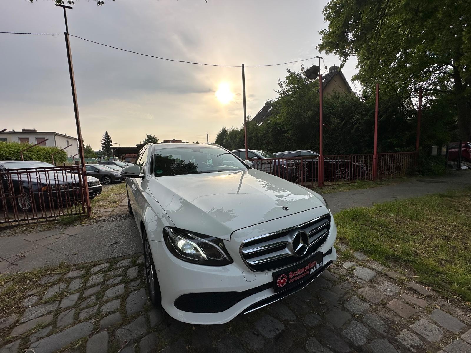 Mercedes-Benz E 200 E -Klasse T-Modell Avantgarde 4Matic