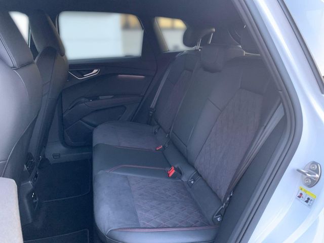 Q4 e-tron 45 S LINE MATRIX+NAVI+AHK+KAMERA+ARHUD