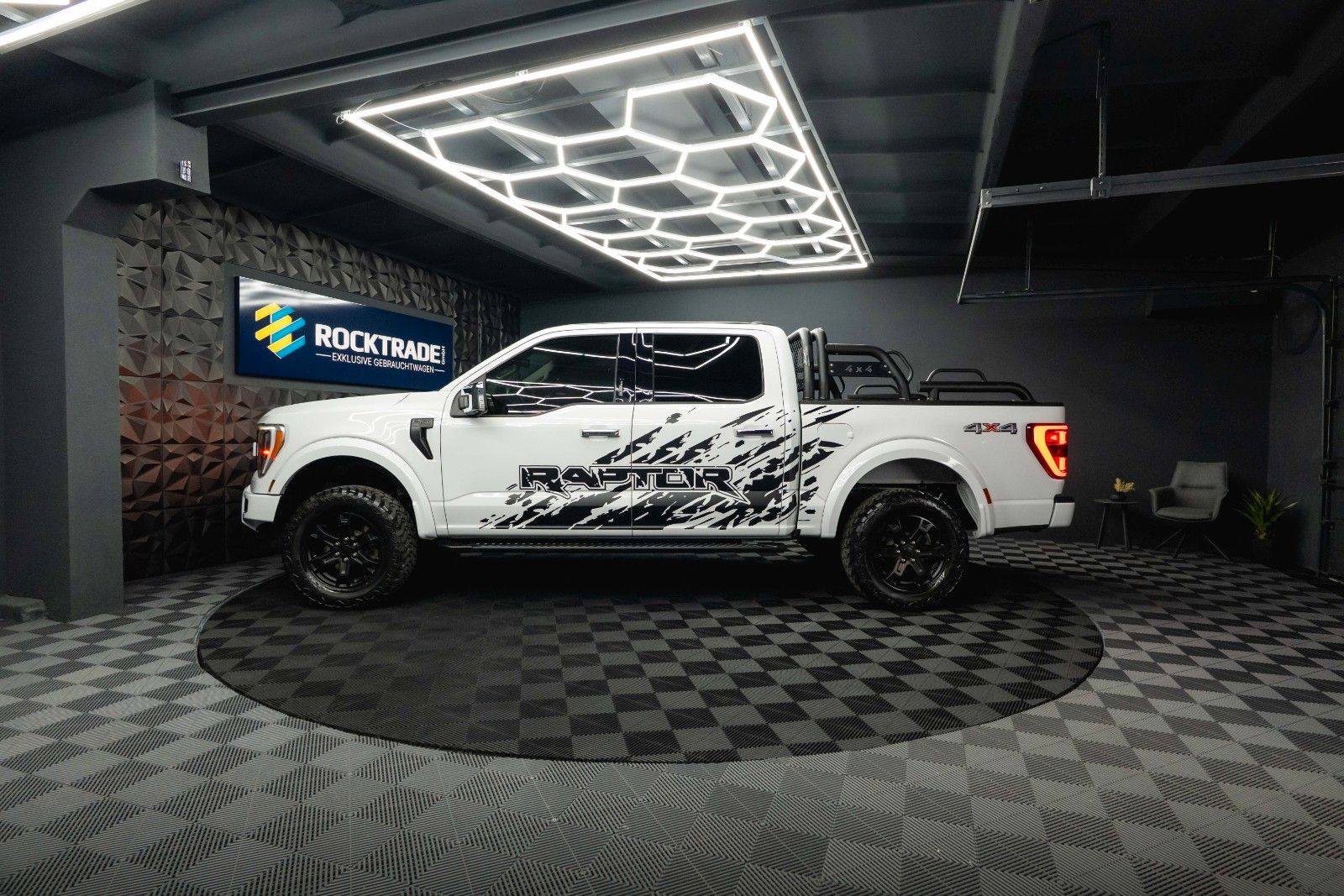 Fahrzeugabbildung Ford F150 5.0 V8 4x4 LARIAT RAPTOR SupCrew *360*B&O*