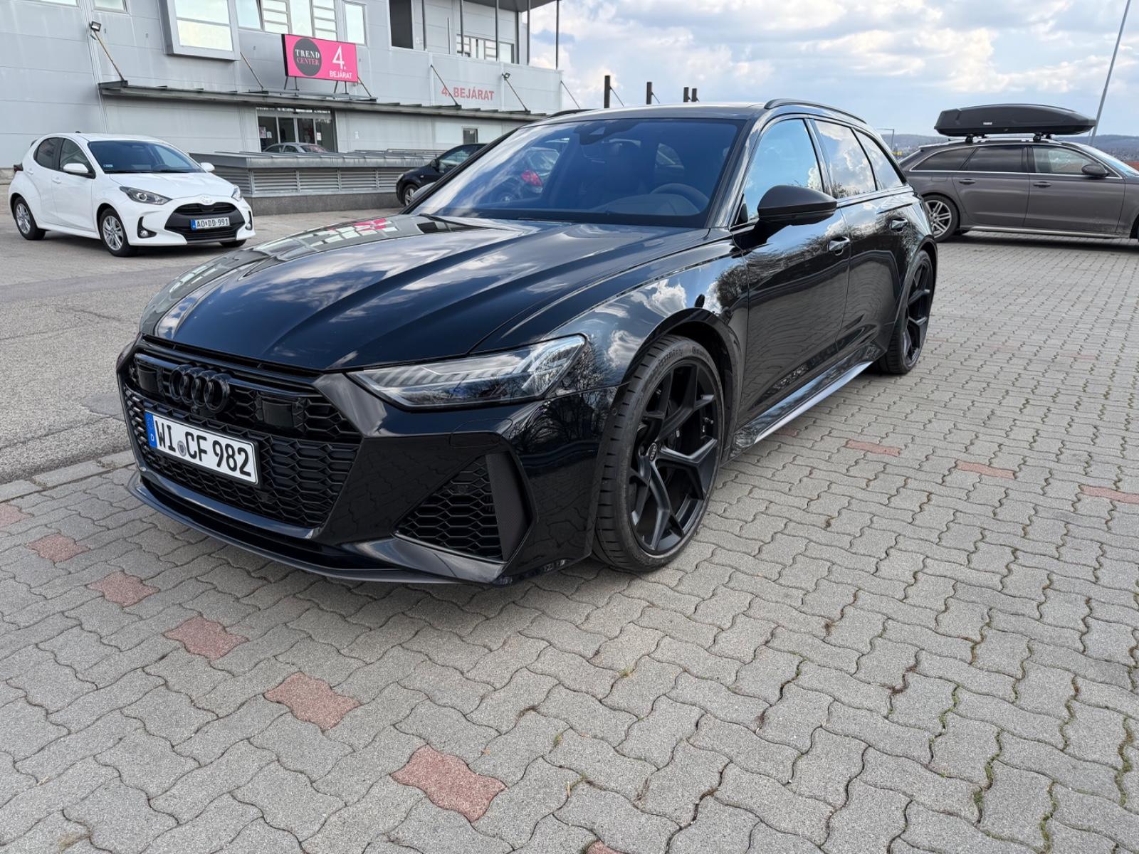 Audi RS6 perf. Carbon MAtt,B&O,Adv.,Design,Pano,HUD