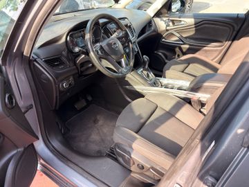 Opel Zafira Tourer - 8