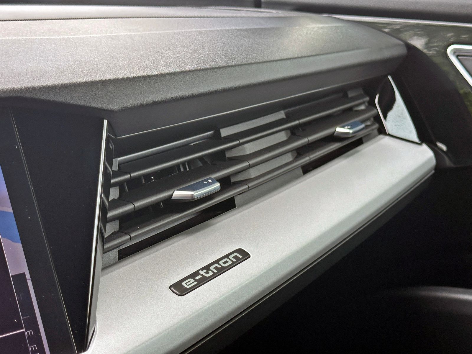 Audi Q4 e-tron - Bild 20