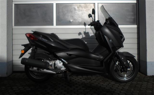 Yamaha X Max 125