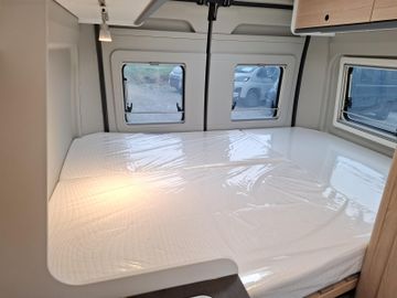 Sunlight Adventure Cliff 600 Fiat 8G Autom. Solar LED