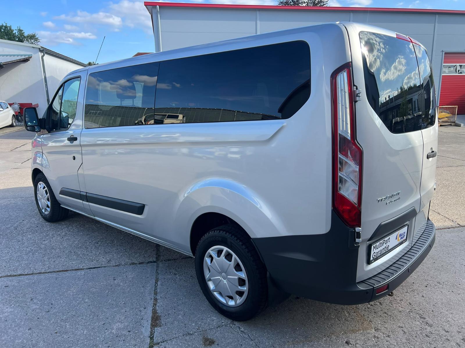 Ford Tourneo Custom L2 Lang 9Sitzer 2023 Motor Neu