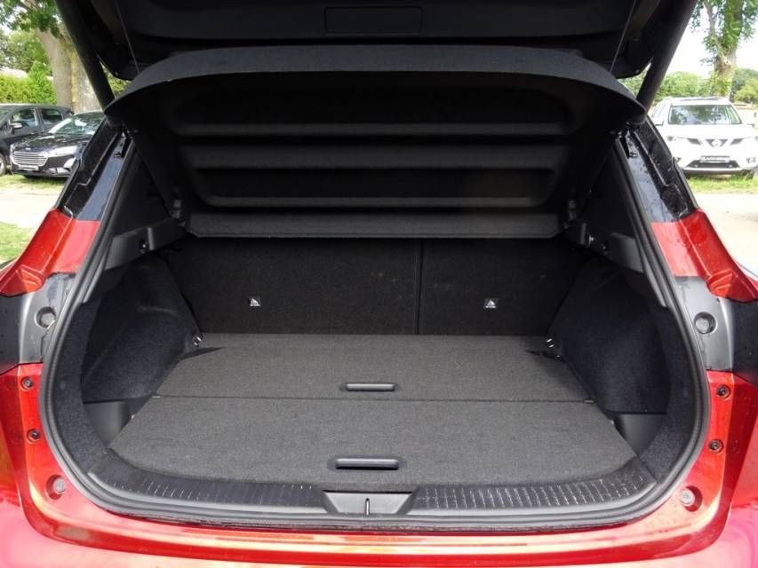 Fahrzeugabbildung Nissan Qashqai 1.3 DIG-T MHEV Automatik N-Connecta