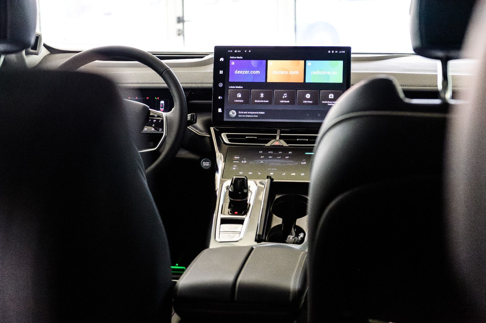 Fahrzeugabbildung GWM Wey 05 2.0 PHEV LUXURY 4WD Sitzpaket