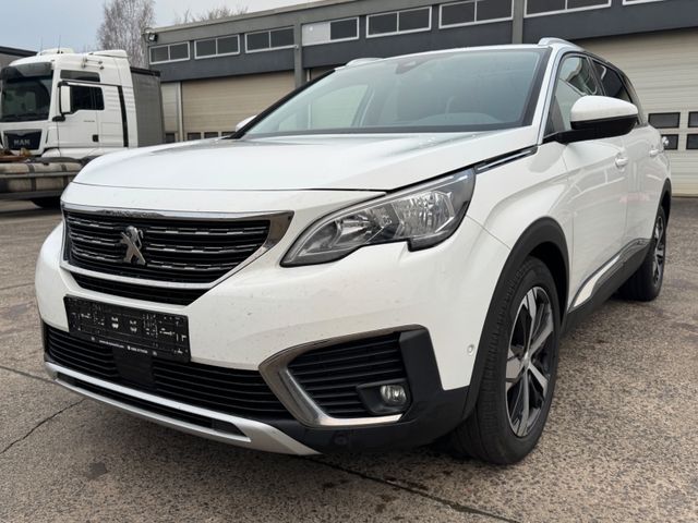 Peugeot 5008 Allure PANO/SHZ/DIGITAL/AHK/VKZ/MFL