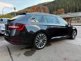 Skoda Superb Combi L&K 4x4 *Leder, Bi-Xeno & Kamera* - gebrauchte Kombis
