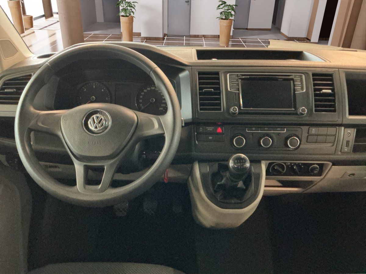Fahrzeugabbildung Volkswagen T6 Kombi 2.0 TDI Klima AHK ParkPilot
