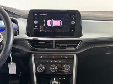 Volkswagen T-Roc - 11