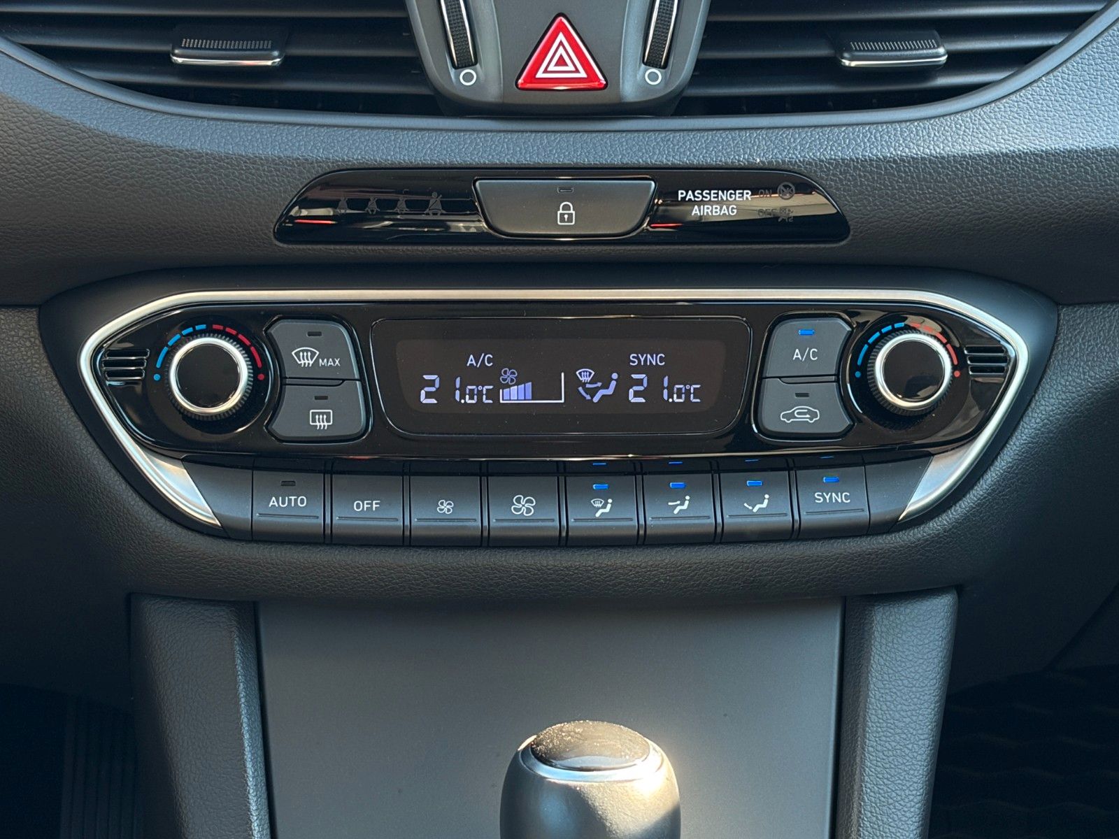 Fahrzeugabbildung Hyundai i30 1.4 T-GDI All Inclusive ACC CAM CarPlay