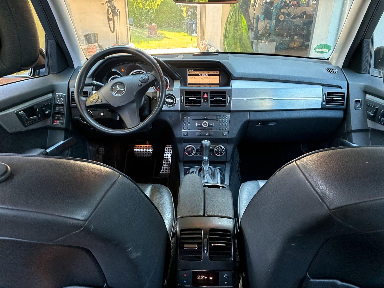 Mercedes-Benz GLK350 2009 — photo 5