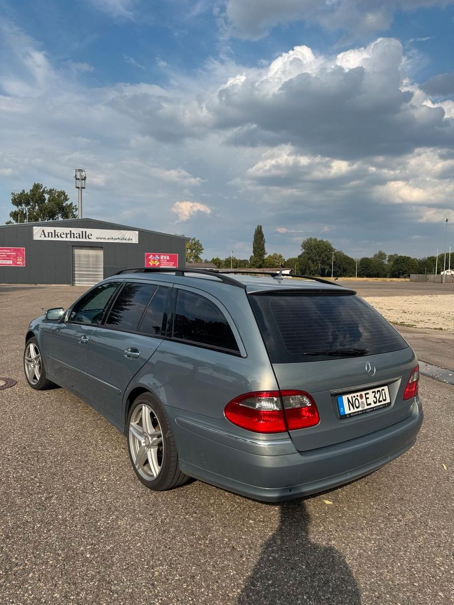 Mercedes-Benz E320 2006 — photo 5