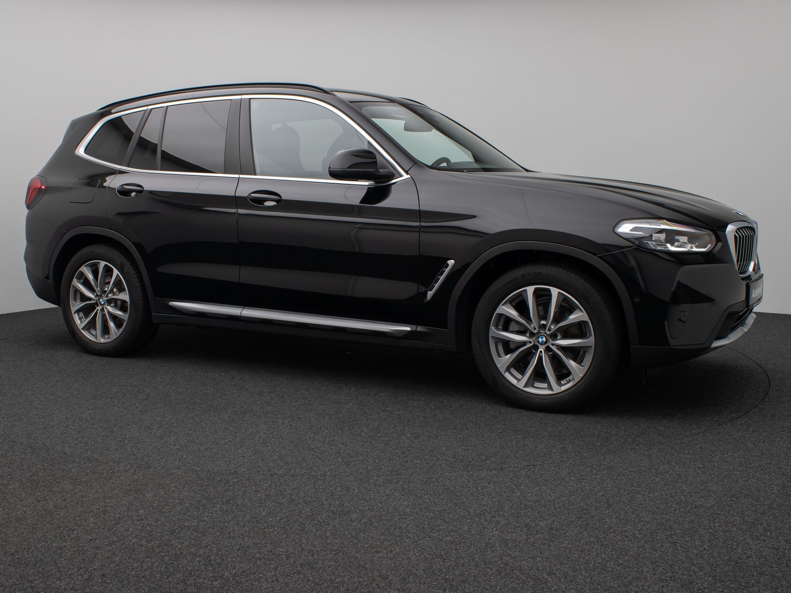 Fahrzeugabbildung BMW X3 xD20d Kamera DAB H/K M Sportfahrwerk 19Zoll